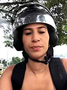 Snapshot of lady-rosse chatting on 03-14-25, 01:57 lady-rosse online show from 03-14-25, 01:57