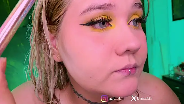 Laura takint online show from 02-12-26, 07:09