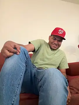 Snapshot of marhi32 chatting on 09-27-25, 05:18 marhi32 online show from 09-27-25, 05:18