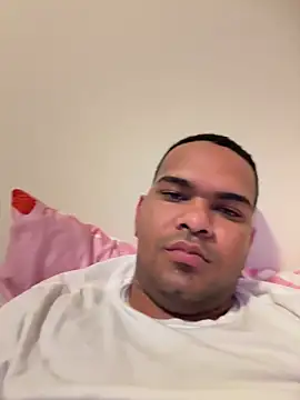 Snapshot of marhi32 chatting on 10-07-25, 07:33 marhi32 online show from 10-07-25, 07:33