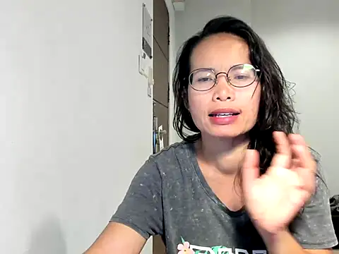 Snapshot of loveley_jenny chatting on 07-26-26, 01:07 loveley jenny online show from 07-26-26, 01:07
