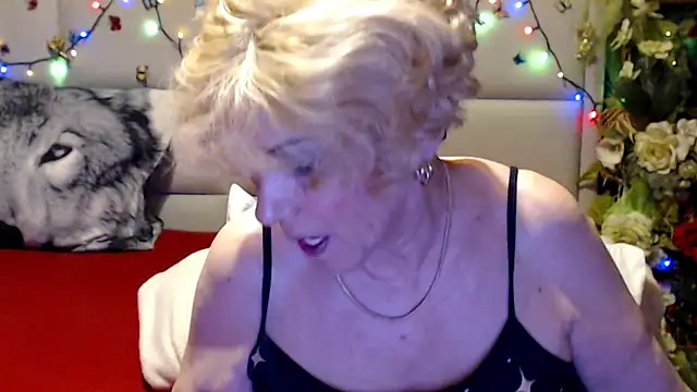 HappyWomanOn online show from 05-27-26, 09:17