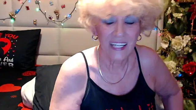 Snapshot of HappyWomanOn chatting on 06-19-26, 07:23 HappyWomanOn online show from 06-19-26, 07:23