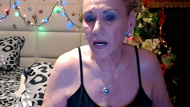 Snapshot of HappyWomanOn chatting on 07-20-26, 10:39 HappyWomanOn online show from 07-20-26, 10:39
