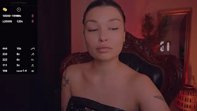 Snapshot of missmerciless chatting on 12-22-24, 09:44 missmerciless online show from 12-22-24, 09:44