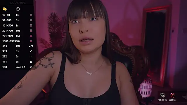 Snapshot of missmerciless chatting on 01-14-25, 11:20 missmerciless online show from 01-14-25, 11:20