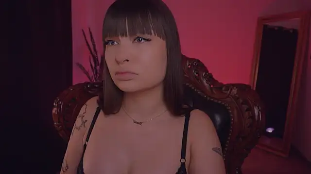 Snapshot of missmerciless chatting on 03-10-25, 07:53 missmerciless online show from 03-10-25, 07:53