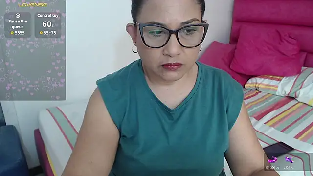 Snapshot of Katha_Marck chatting on 07-18-26, 02:43 Katha Marck online show from 07-18-26, 02:43