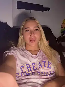 Irisweet  online show from 12-14-24, 07:18