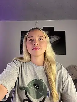 Irisweet  online show from 11-25-25, 10:21