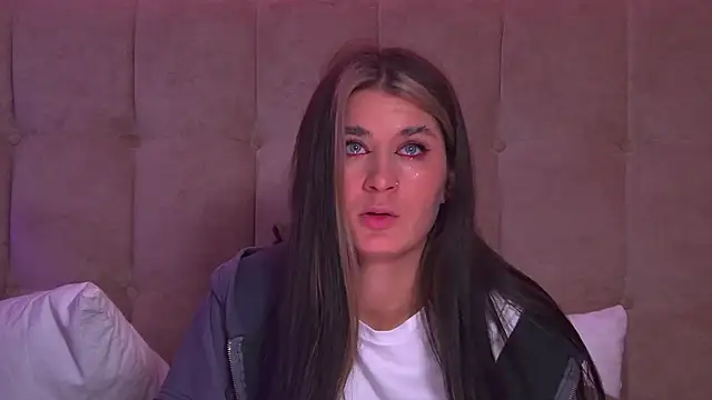 RachelSimpson online show from 01-28-25, 03:57