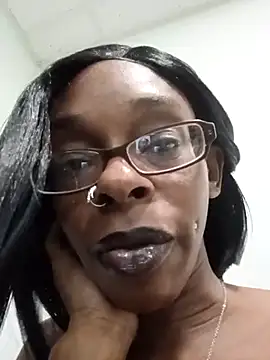 Snapshot of Jasmine_FullsShine chatting on 07-06-26, 04:09 Jasmine FullsShine online show from 07-06-26, 04:09
