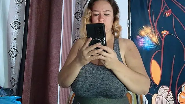 Snapshot of brenlissy89 chatting on 02-07-26, 01:37 brenlissy89 online show from 02-07-26, 01:37