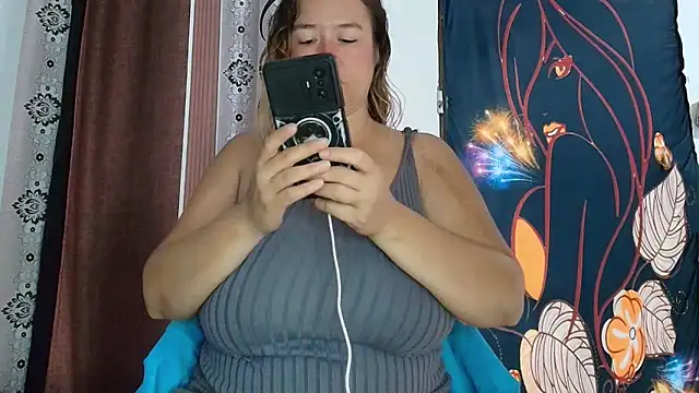 Snapshot of brenlissy89 chatting on 04-28-26, 08:47 brenlissy89 online show from 04-28-26, 08:47