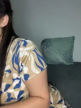 Kataliina online show from 01-30-25, 06:35