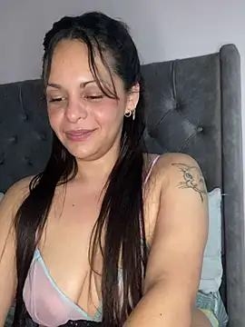 Kataliina online show from 03-12-25, 04:51