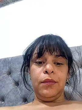 Snapshot of Kataliina chatting on 04-13-26, 07:25 Kataliina online show from 04-13-26, 07:25