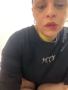 Snapshot of Kataliina chatting on 06-30-26, 03:29 Kataliina online show from 06-30-26, 03:29
