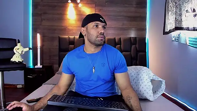 Snapshot of anthonylatynxd chatting on 02-16-25, 03:27 anthonylatynxd online show from 02-16-25, 03:27