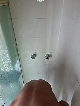 Snapshot of anthonylatynxd chatting on 10-14-25, 05:25 anthonylatynxd online show from 10-14-25, 05:25