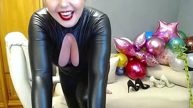 Cute sun online show from 12-20-24, 05:29