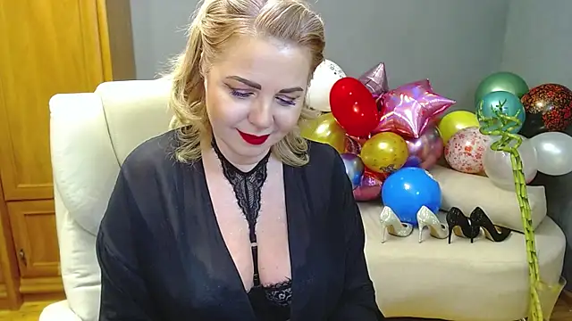 Cute sun online show from 12-21-24, 10:51