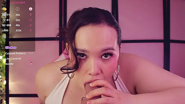 Chery Lady22 online show from 04-13-26, 09:15