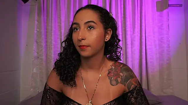 agatha collins  online show from 09-19-25, 07:25