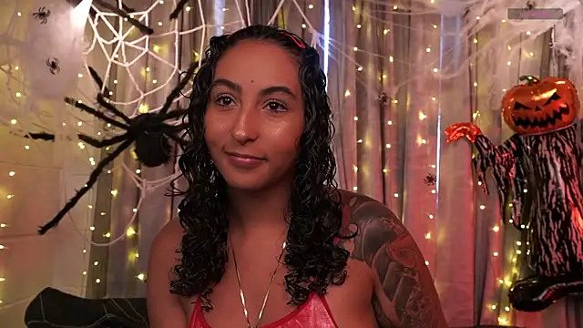 agatha collins  online show from 10-16-25, 07:04