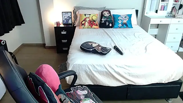 Snapshot of kittykat18x chatting on 02-22-25, 03:01 kittykat18x online show from 02-22-25, 03:01