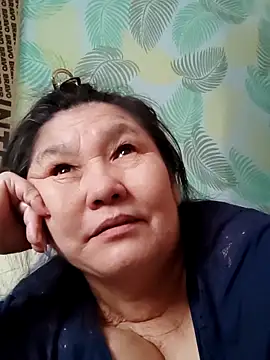 Zulfiya Bruce online show from 02-06-26, 01:14