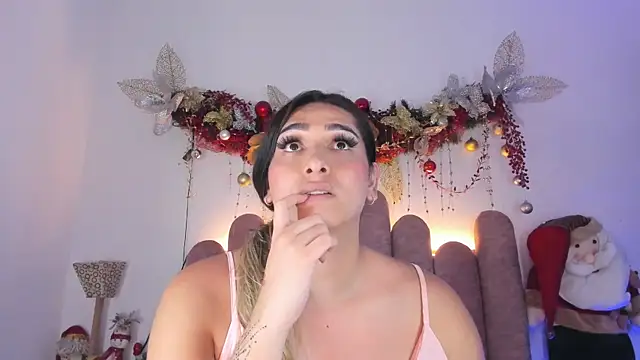 ISABELLASSMITH online show from 12-31-24, 10:45