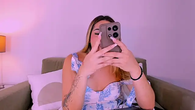 ISABELLASSMITH online show from 03-11-25, 09:59