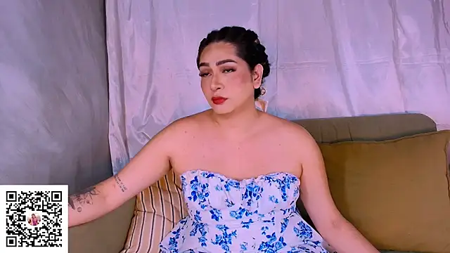 Snapshot of ISABELLASSMITH chatting on 02-19-26, 04:41 ISABELLASSMITH online show from 02-19-26, 04:41