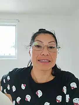 Snapshot of LaInsaciableIntensa chatting on 07-20-26, 06:54 LaInsaciableIntensa online show from 07-20-26, 06:54