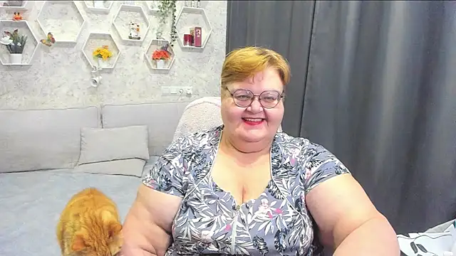 Snapshot of _big_love_ chatting on 04-08-26, 08:31 big love online show from 04-08-26, 08:31