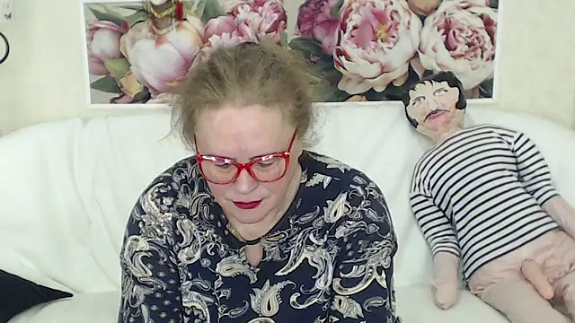 FlaviaSquirts online show from 11-06-25, 07:31