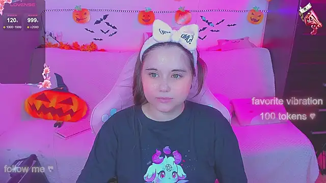 Lolisuccub online show from 10-16-25, 07:48