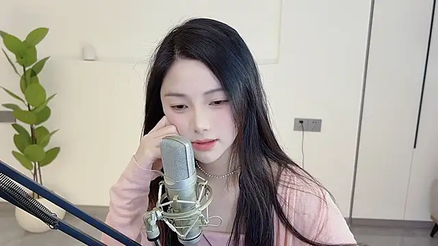 HaagenDazs  online show from 03-20-25, 04:07