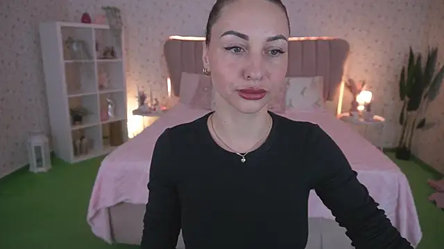 KristiiMax online show from 04-20-26, 07:11