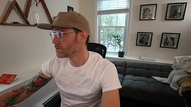 BradBronton online show from 02-18-26, 07:32