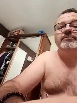 mike9473 online show from 11-19-25, 06:13