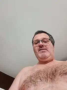 Snapshot of mike9473 chatting on 03-13-26, 01:29 mike9473 online show from 03-13-26, 01:29