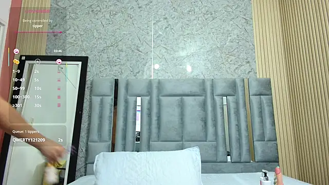 veronicaroose  online show from 02-04-26, 12:44