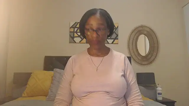 Snapshot of Creamyass22 chatting on 06-24-26, 03:44 Creamyass22 online show from 06-24-26, 03:44