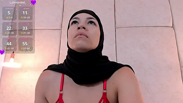 aisha vs online show from 02-07-25, 11:56