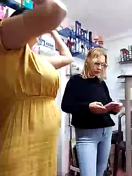 keilymadam online show from 01-31-25, 04:17