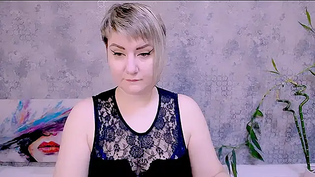 Djullia online show from 10-25-25, 05:37