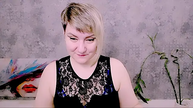 Snapshot of Djullia chatting on 04-19-26, 05:07 Djullia online show from 04-19-26, 05:07