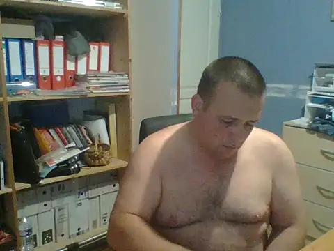 manubm03 online show from 07-31-26, 05:29